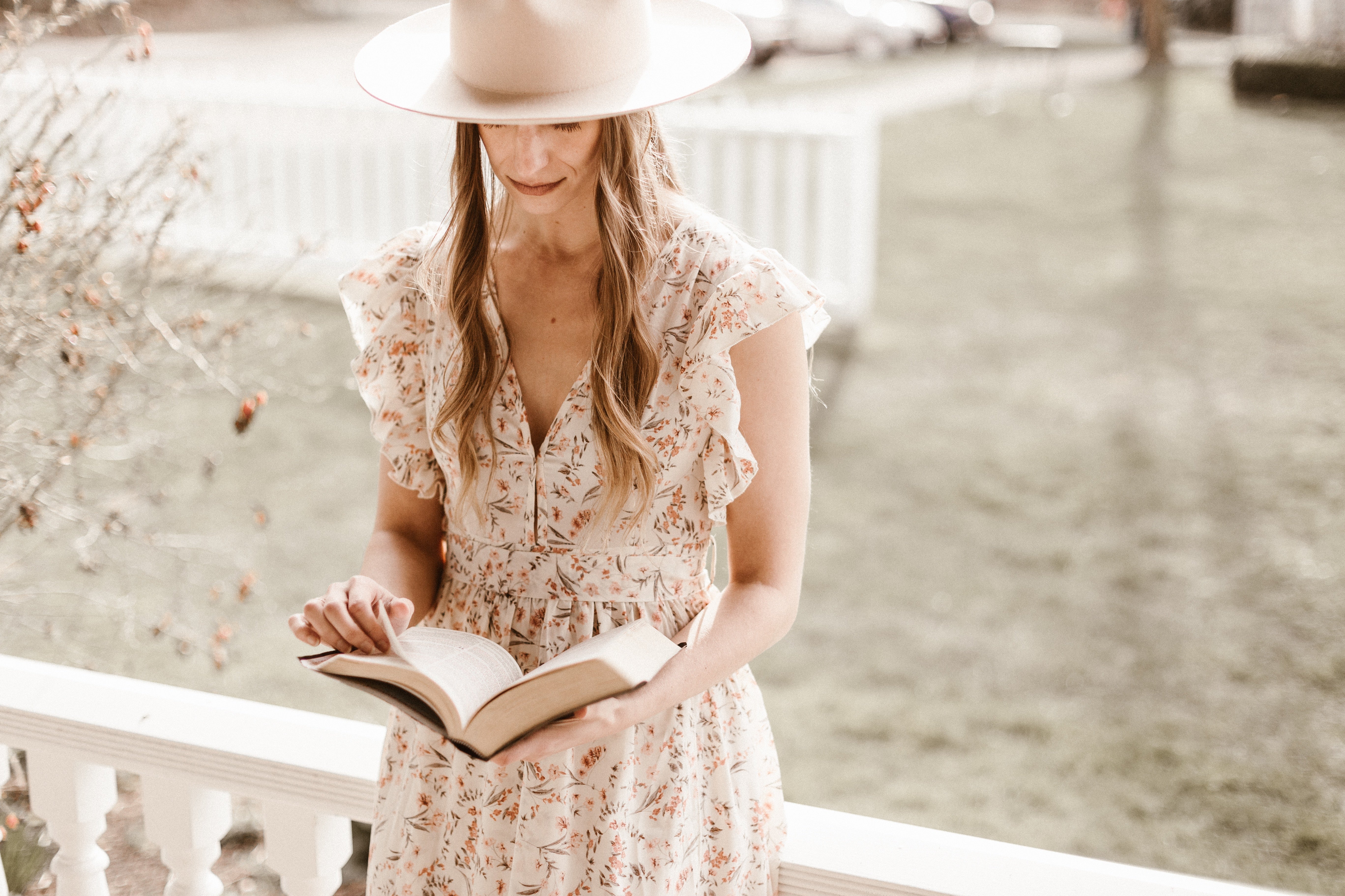 The 10 Best Bible Study Books [Ever] | Beginners, Young Adults & Small ...
