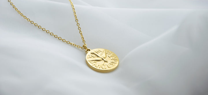 10k Gold 3D Santa Biblia Book Pendant With Lord's Prayer In Spanish - Religious Charm Necklace