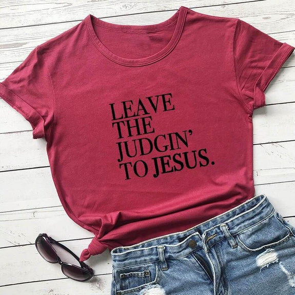 leave-the-judgin-to-jesus-shirt burgundy