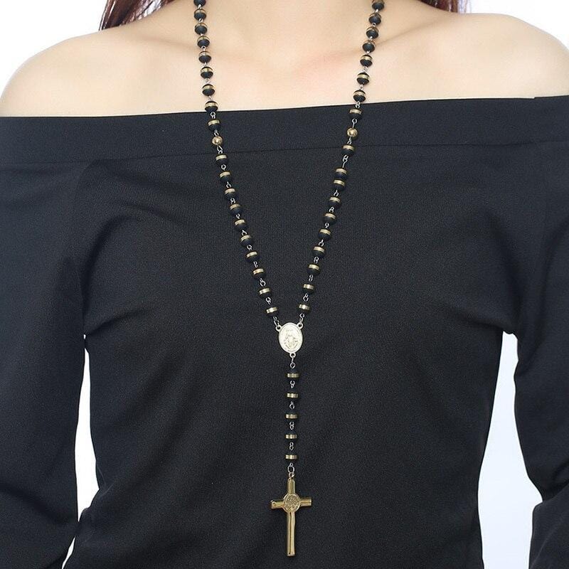 benedict cross necklace women